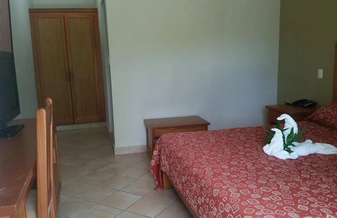 New Garden Hotel-1